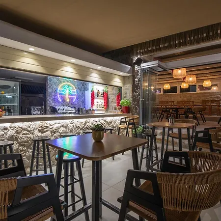 Alexandros Mykonos Klouvas