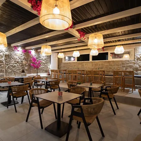 Апарт-отель Alexandros Mykonos 4*