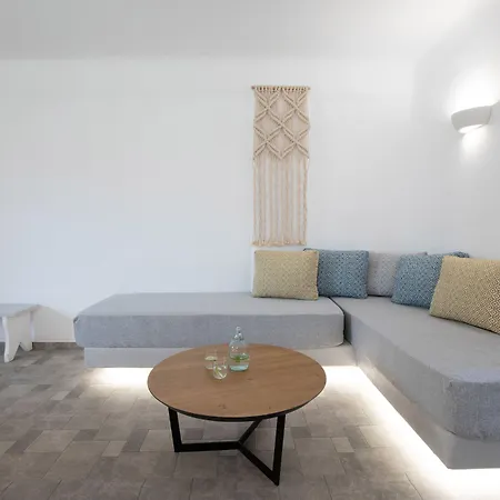 Alexandros Mykonos Klouvas