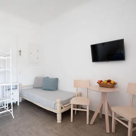 Alexandros Mykonos Klouvas