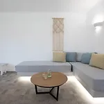 Alexandros Mykonos Klouvas