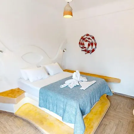 Alexandros Mykonos